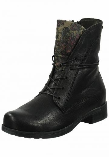 Ботинки на шнуровке