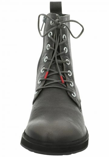 Ботинки на шнуровке