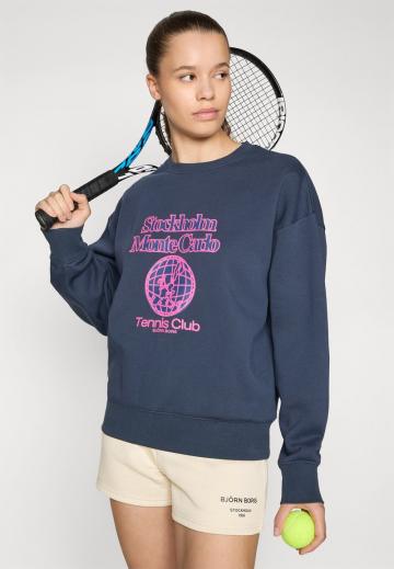 Спортивная толстовка