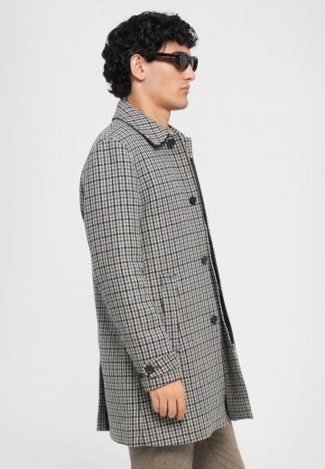 Короткое пальто