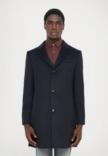 Короткое пальто