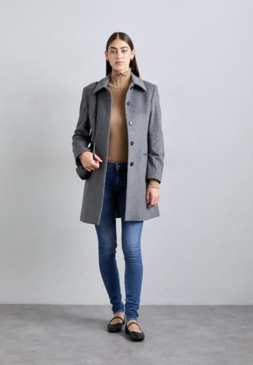 Шерстяное пальто