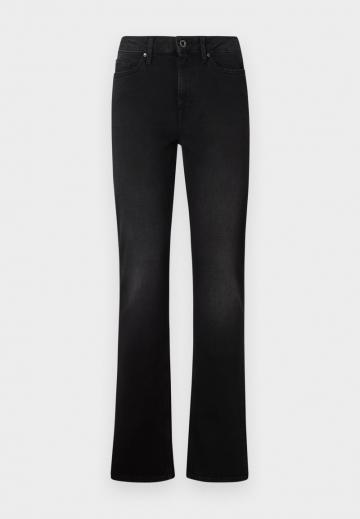 Узкие джинсы