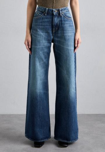 Джинсы бойфренда