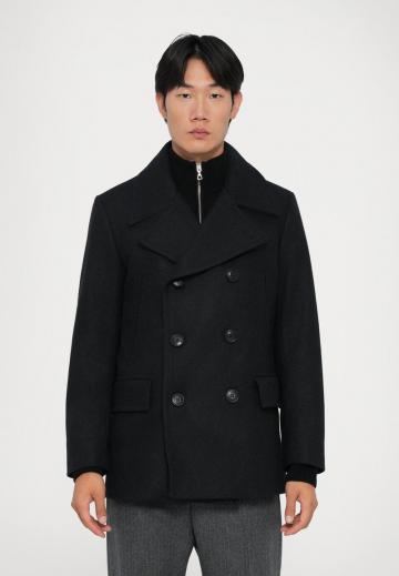 Короткое пальто