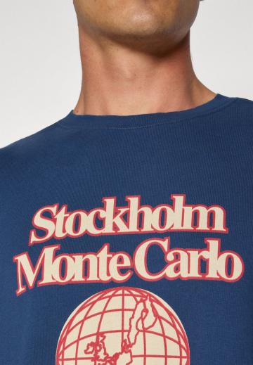 Спортивная кофта