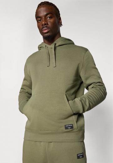 Спортивная кофта