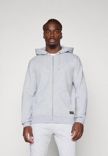 Спортивная кофта