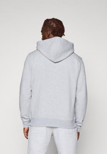 Спортивная кофта