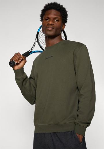 Спортивная кофта