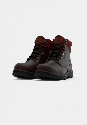 Ботинки на шнуровке