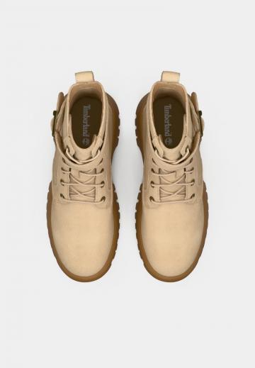 Ботинки на шнуровке