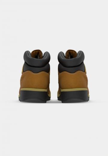 Ботинки на шнуровке