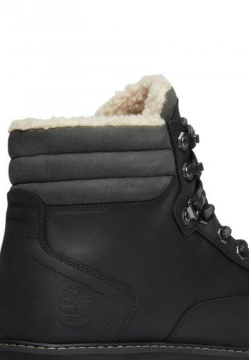 Зимние ботинки