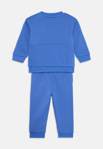 Набор одежды