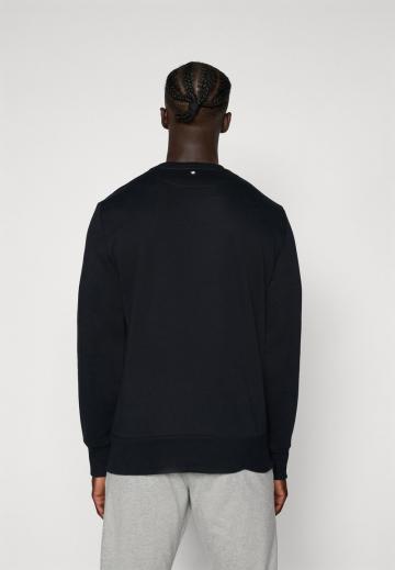 Спортивная кофта