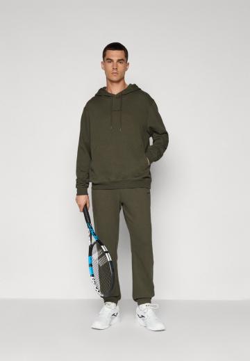 Спортивные штаны