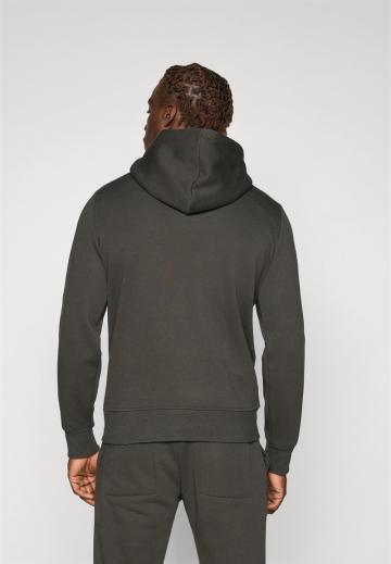 Спортивная кофта