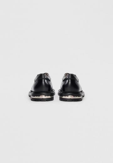 Ботинки на шнуровке