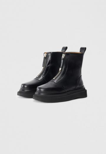 Полусапожки на платформе