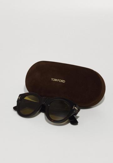 Солнечные очки