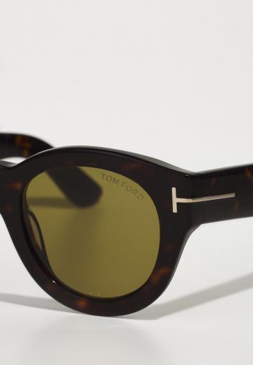 Солнечные очки