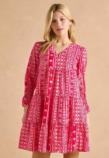 Короткое платье