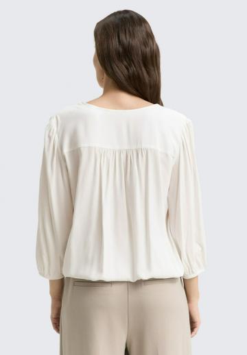 Атласная блузка