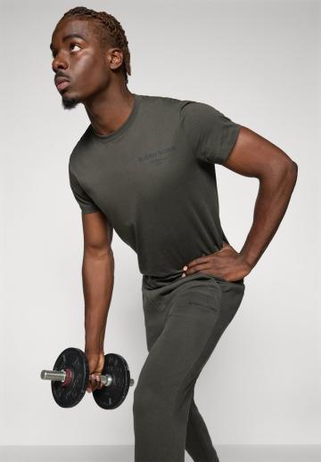 Спортивная майка