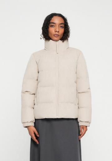 Вельветовая куртка