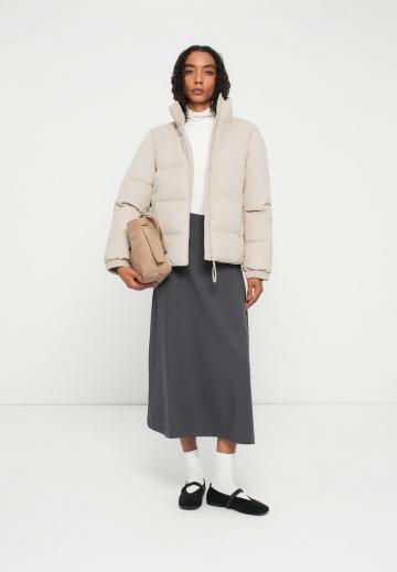 Вельветовая куртка