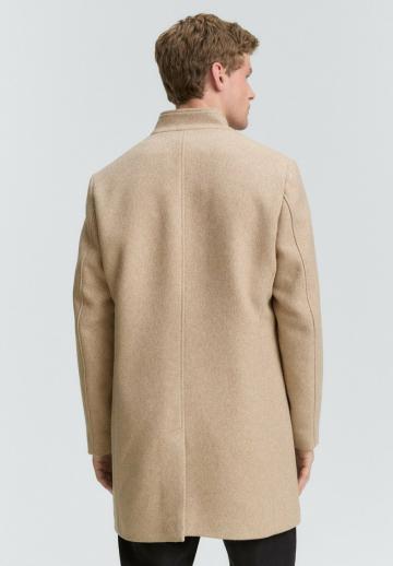 Короткое пальто