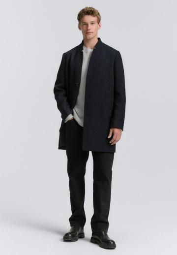 Короткое пальто