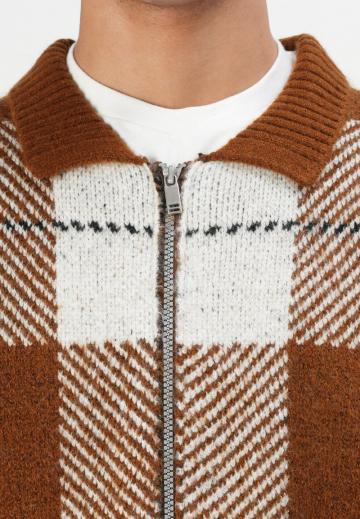 Вязаная кофта