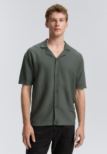 Рубашка с коротким рукавом