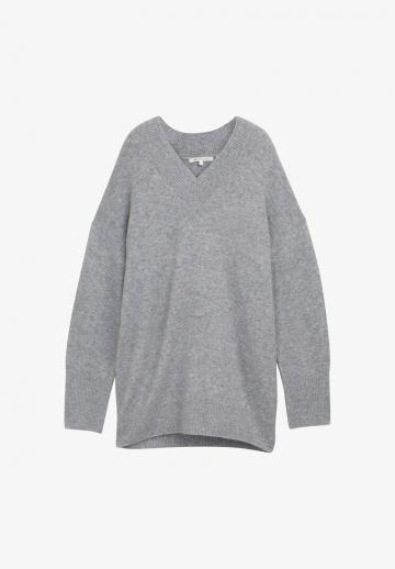 Длинный пуловер