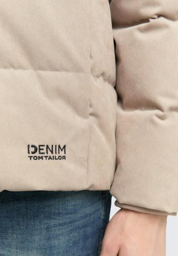 Зимняя куртка