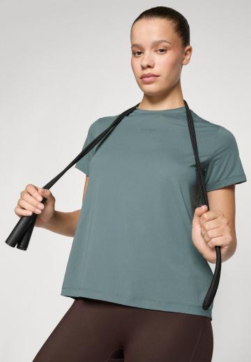 Спортивная майка