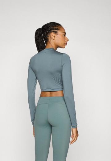 Спортивная майка