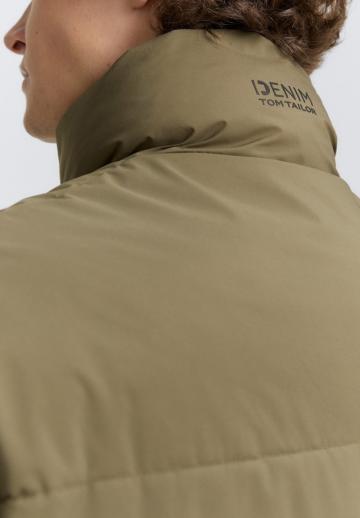 Зимняя куртка