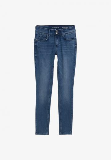 Узкие джинсы