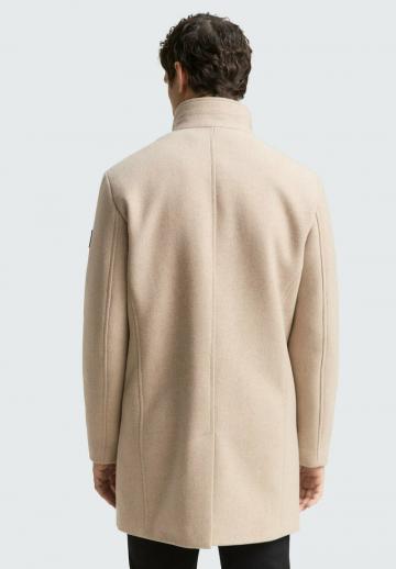 Короткое пальто