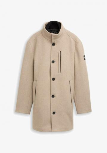 Короткое пальто