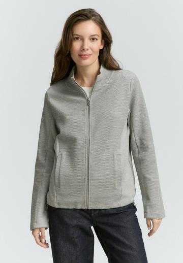 Вязаная кофта