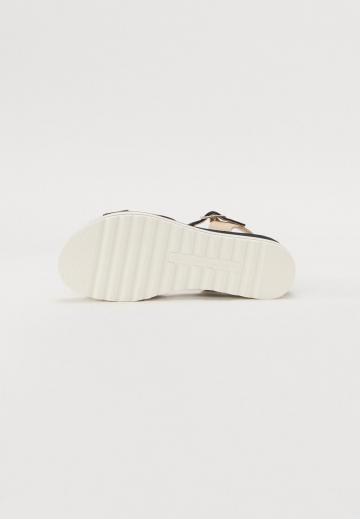 Босоножки на платформе