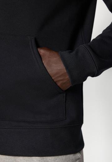 Спортивная кофта