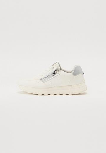 Гандбольные кроссовки