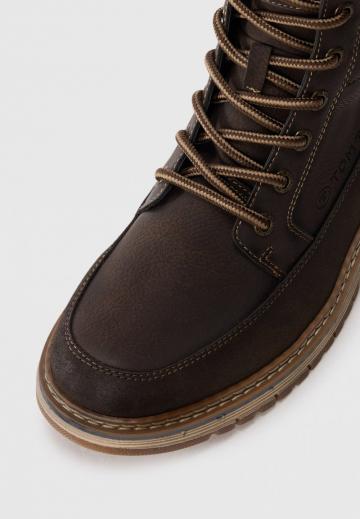 Зимние ботинки