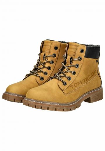 Ботинки на шнуровке