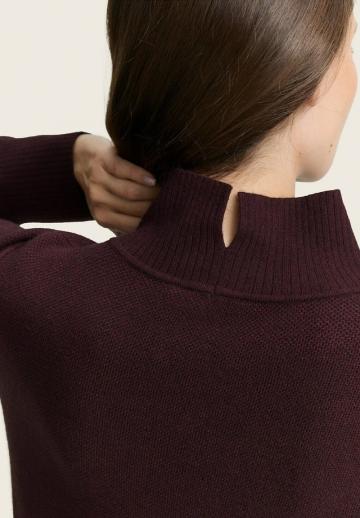 Вязаное платье